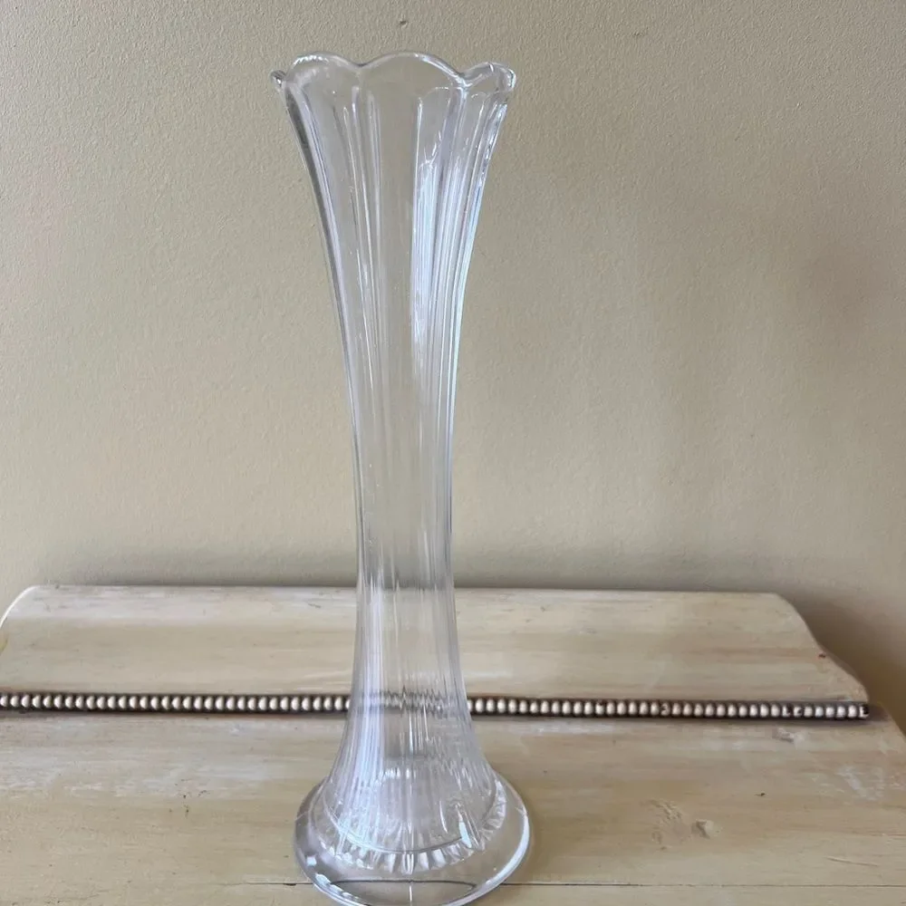 Clear Glass Swung Vase